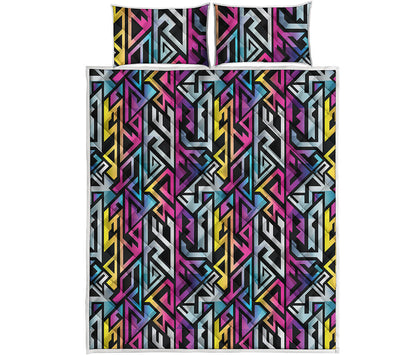 Colorful Geometric Tribal Pattern Print Quilt Bed Set