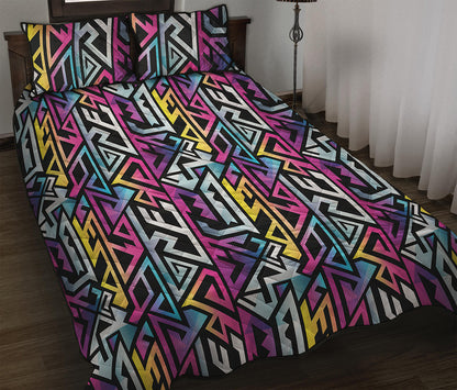 Colorful Geometric Tribal Pattern Print Quilt Bed Set