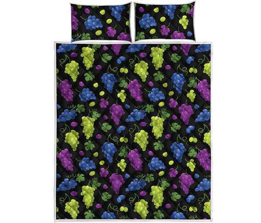 Colorful Grapes Pattern Print Quilt Bed Set