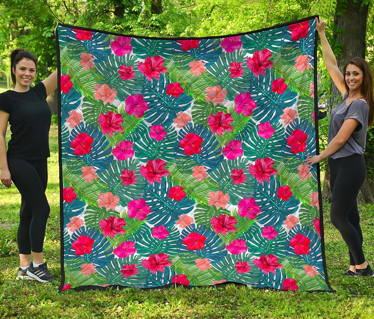 Colorful Hawaii Floral Pattern Print Quilt