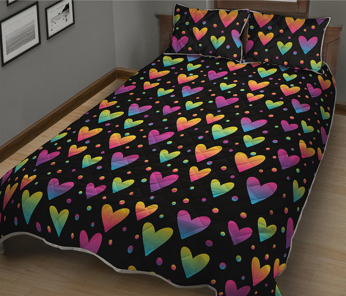 Colorful Heart Pattern Print Quilt Bed Set