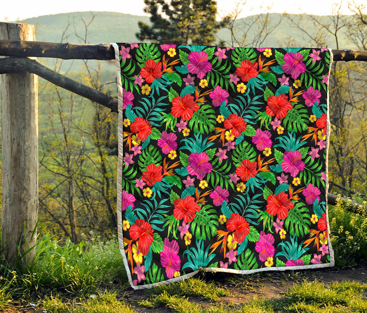 Colorful Hibiscus Flowers Pattern Print Quilt