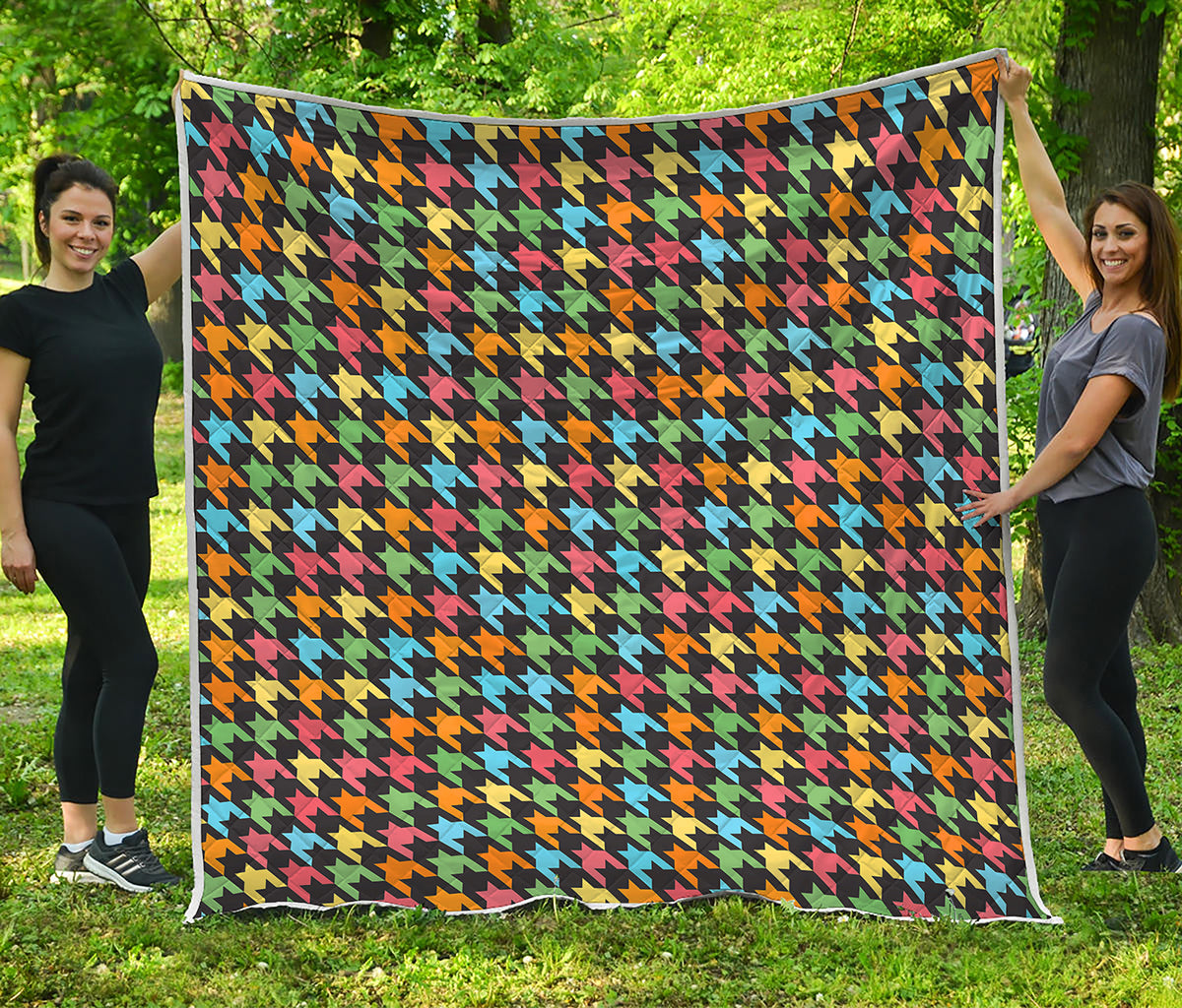 Colorful Houndstooth Print Quilt