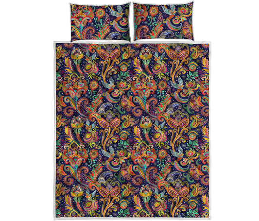 Colorful Indian Paisley Pattern Print Quilt Bed Set