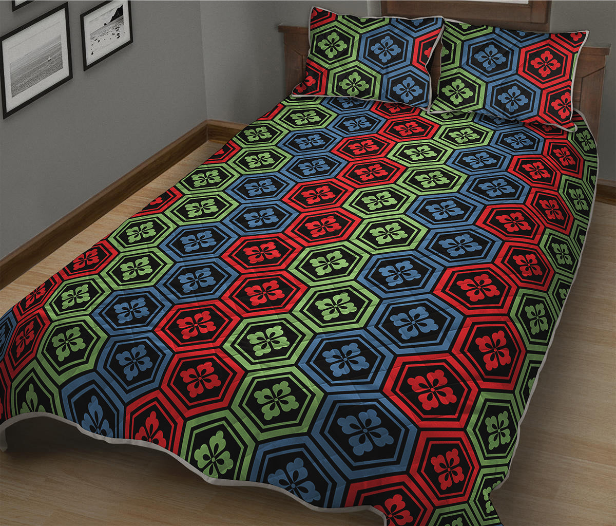Colorful Japanese Flower Pattern Print Quilt Bed Set