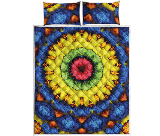 Colorful Kaleidoscope Print Quilt Bed Set