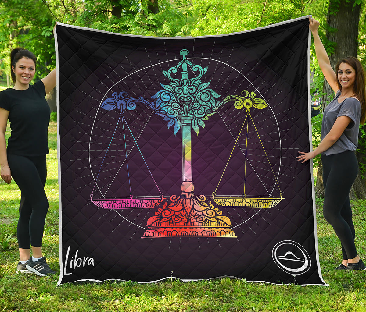 Colorful Libra Sign Print Quilt