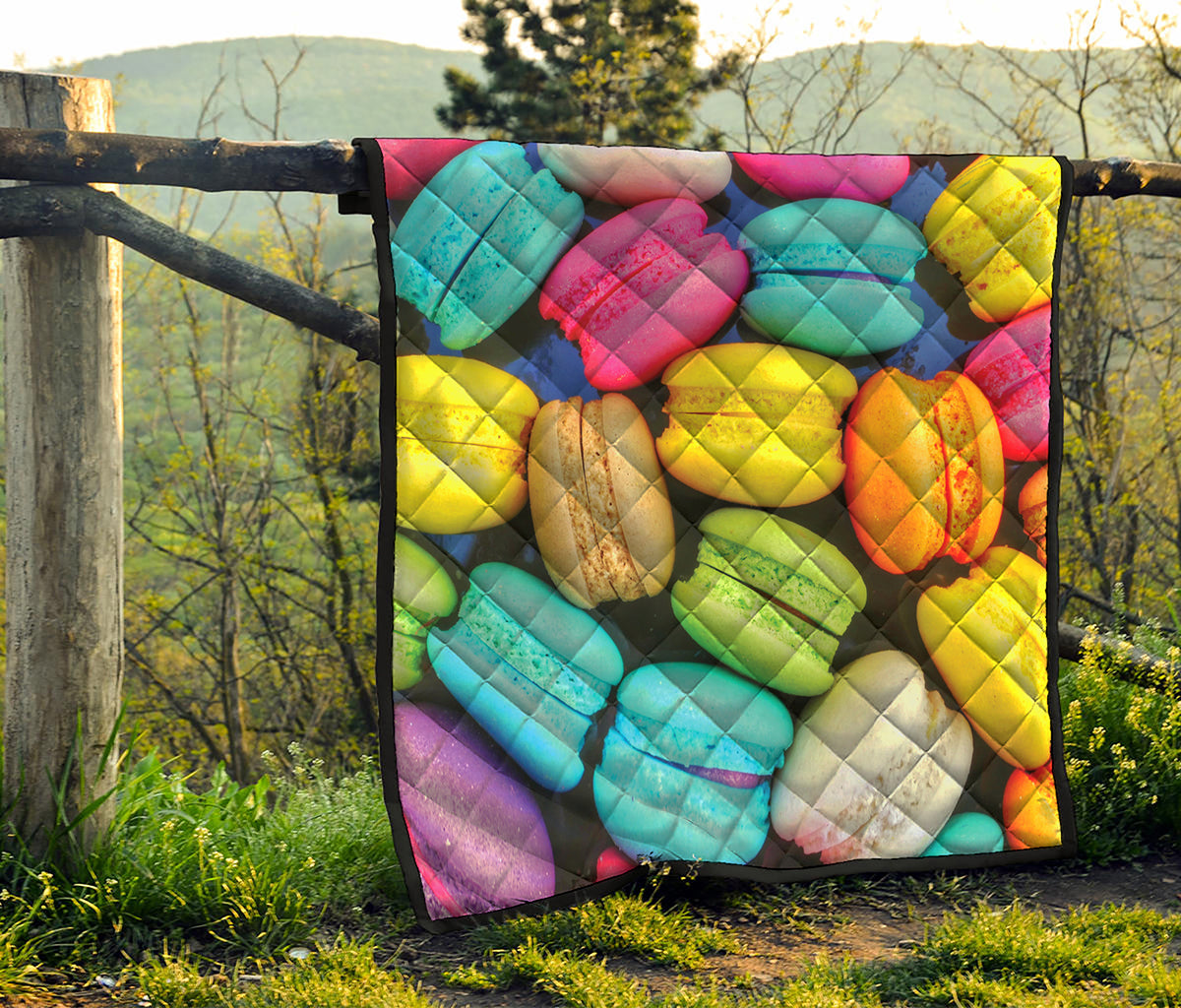 Colorful Macarons Print Quilt