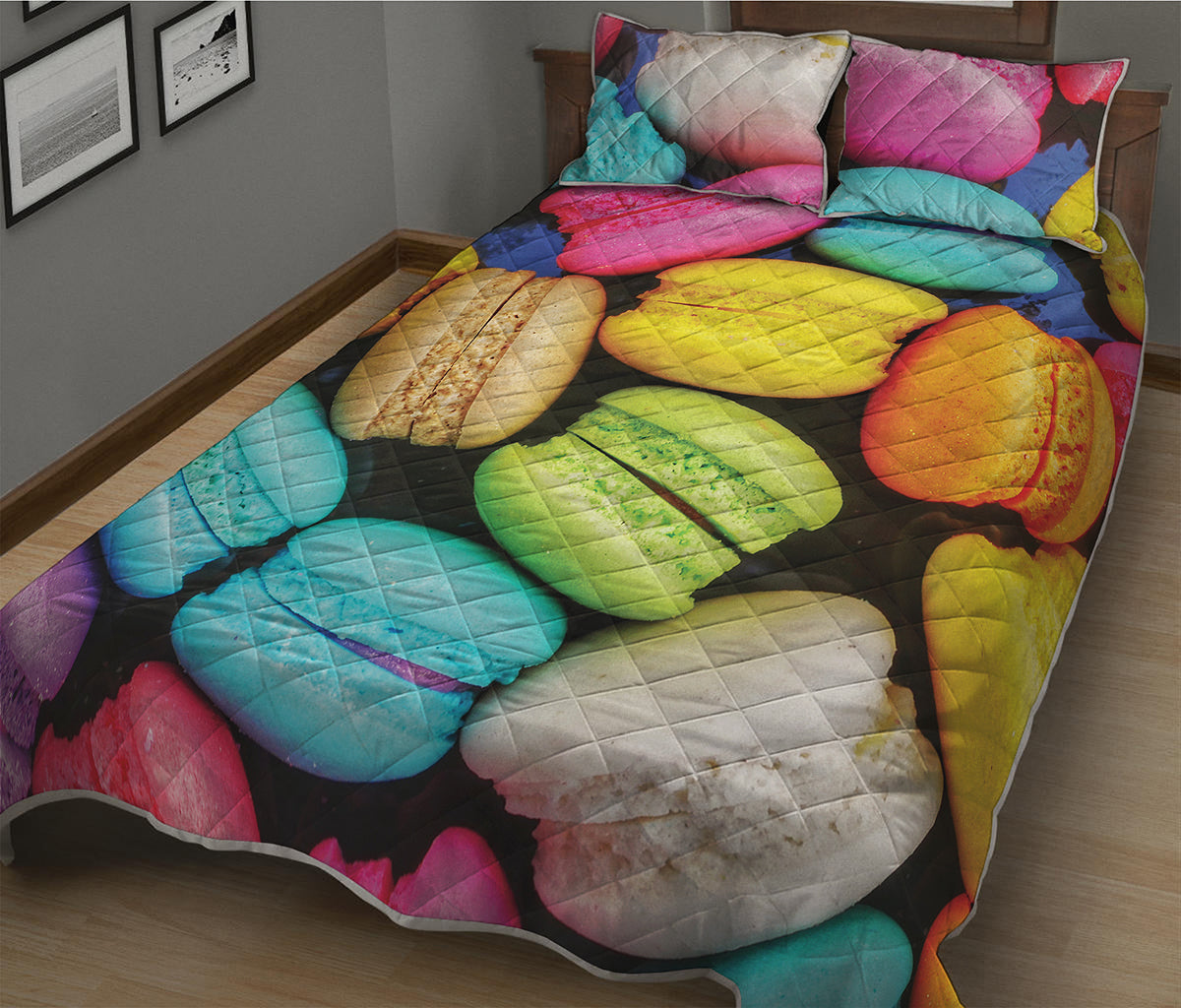 Colorful Macarons Print Quilt Bed Set