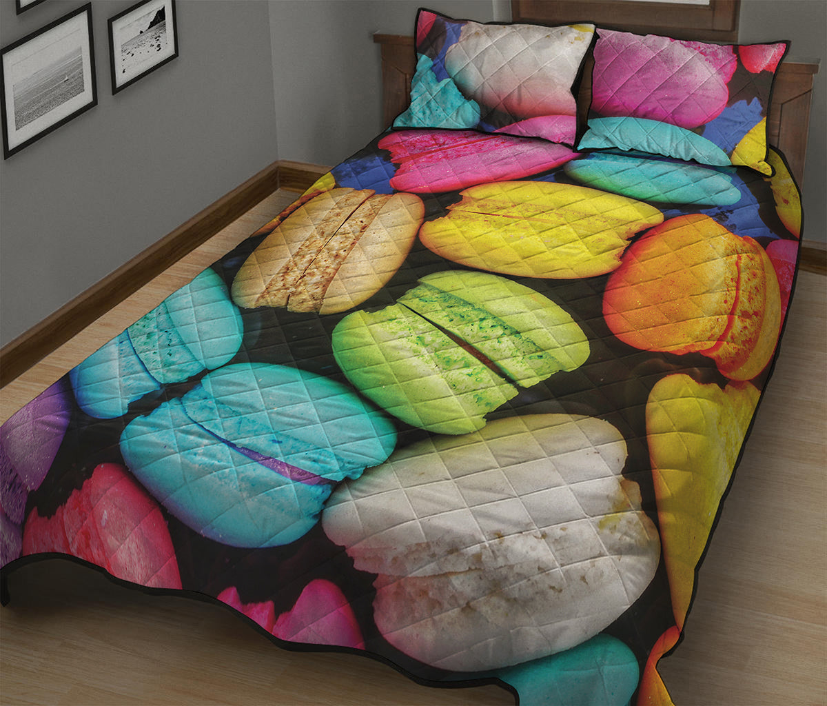 Colorful Macarons Print Quilt Bed Set