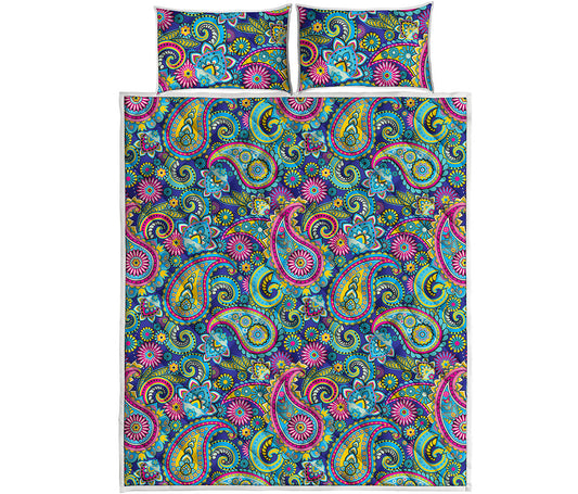 Colorful Paisley Pattern Print Quilt Bed Set