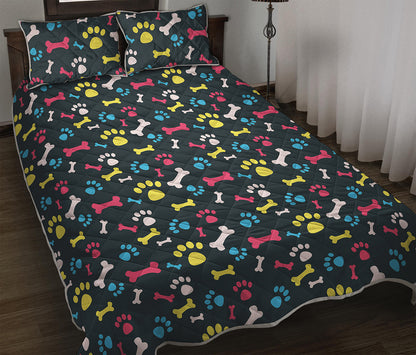 Colorful Paw And Bone Pattern Print Quilt Bed Set