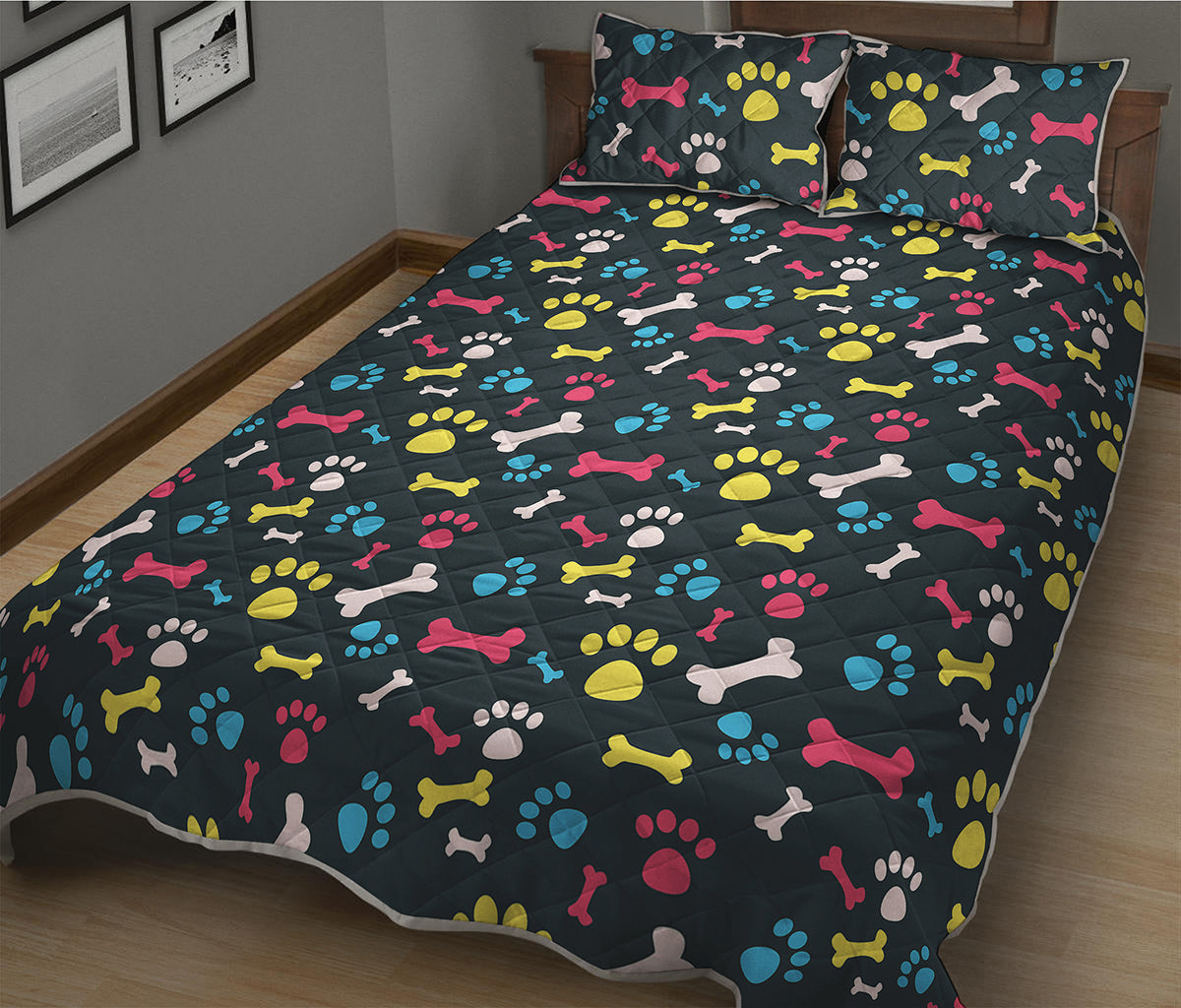 Colorful Paw And Bone Pattern Print Quilt Bed Set