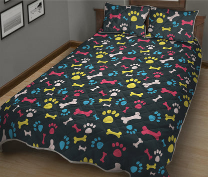 Colorful Paw And Bone Pattern Print Quilt Bed Set