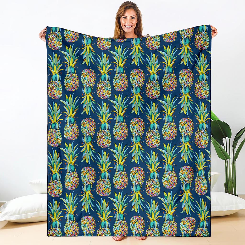 Colorful Pineapple Pattern Print Blanket