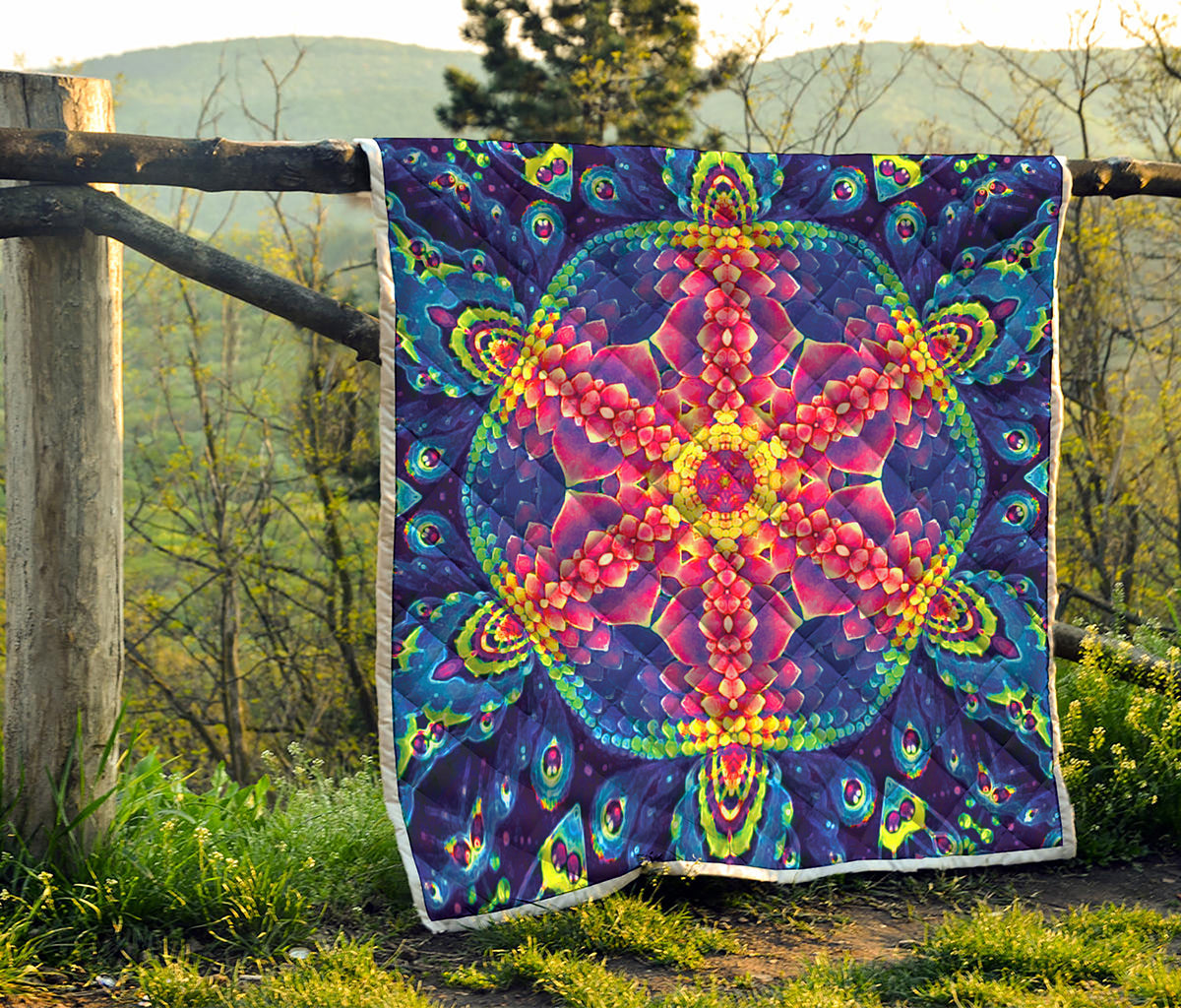 Colorful Psychedelic Kaleidoscope Print Quilt