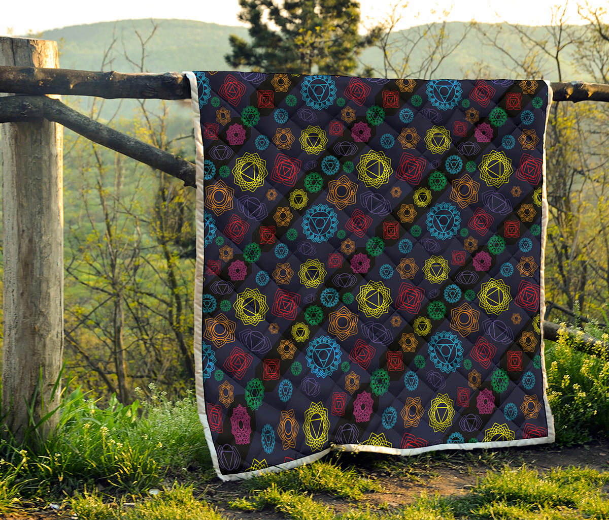 Colorful Seven Chakras Pattern Print Quilt