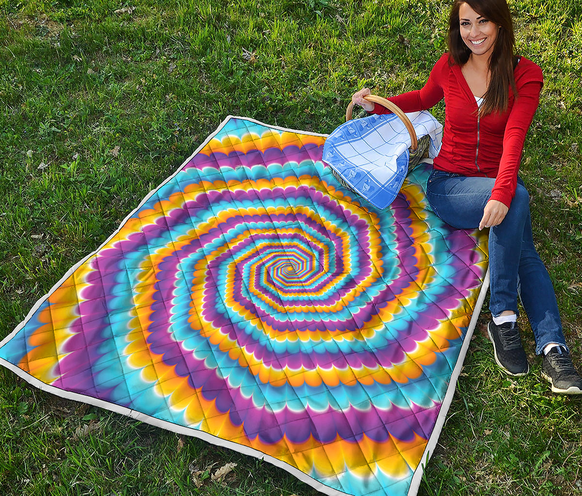 Colorful Spiral Illusion Print Quilt