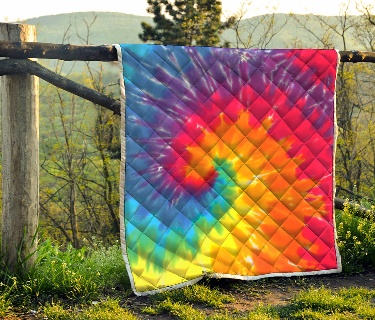 Colorful Spiral Tie Dye Print Quilt