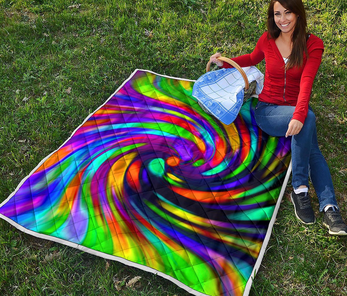 Colorful Spiral Trippy Print Quilt