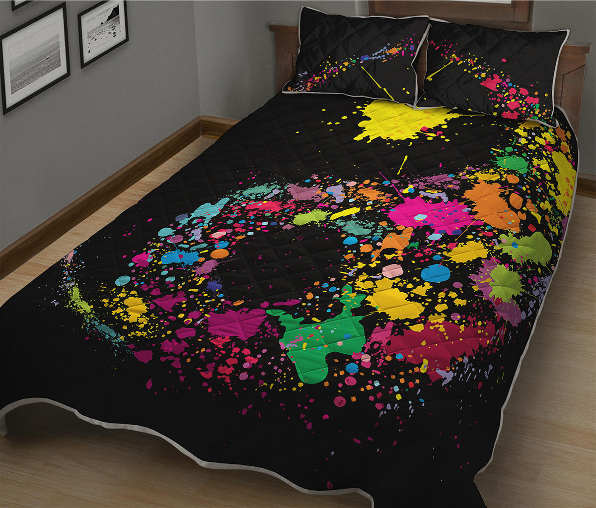 Colorful Splash Yin Yang Print Quilt Bed Set