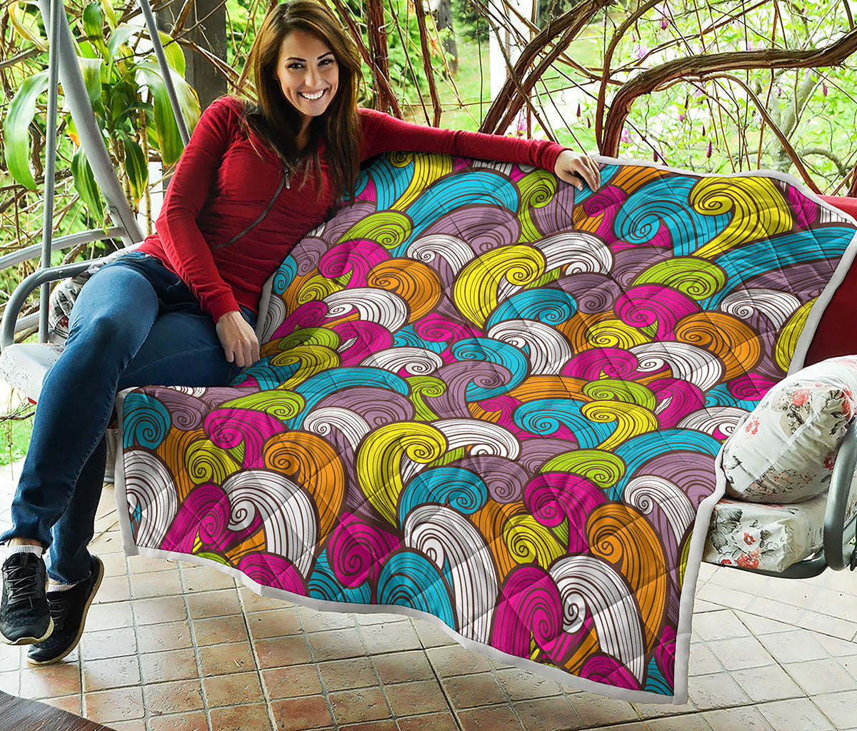Colorful Surfing Wave Pattern Print Quilt
