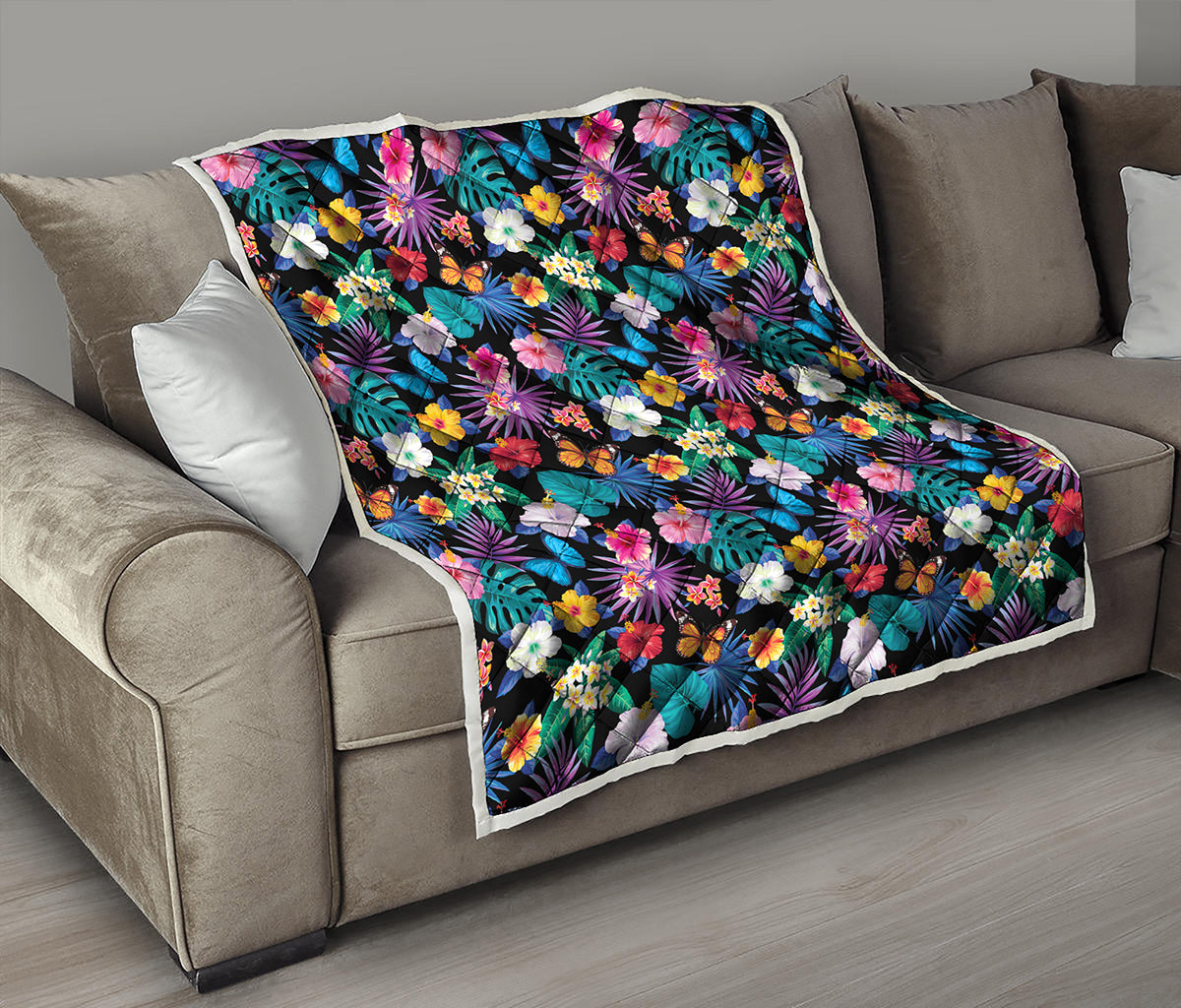 Colorful Tropical Jungle Hawaiian Print Quilt