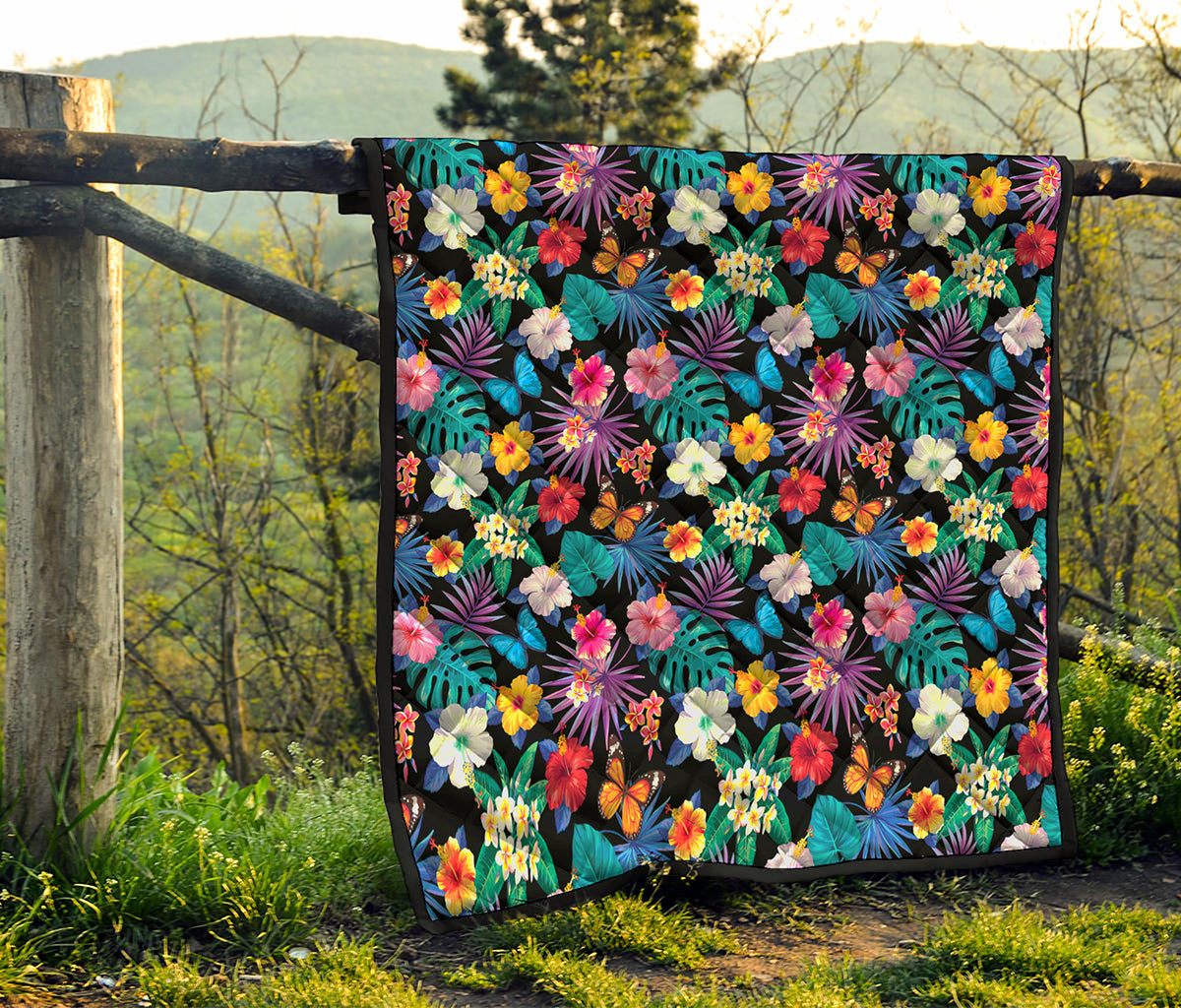 Colorful Tropical Jungle Hawaiian Print Quilt