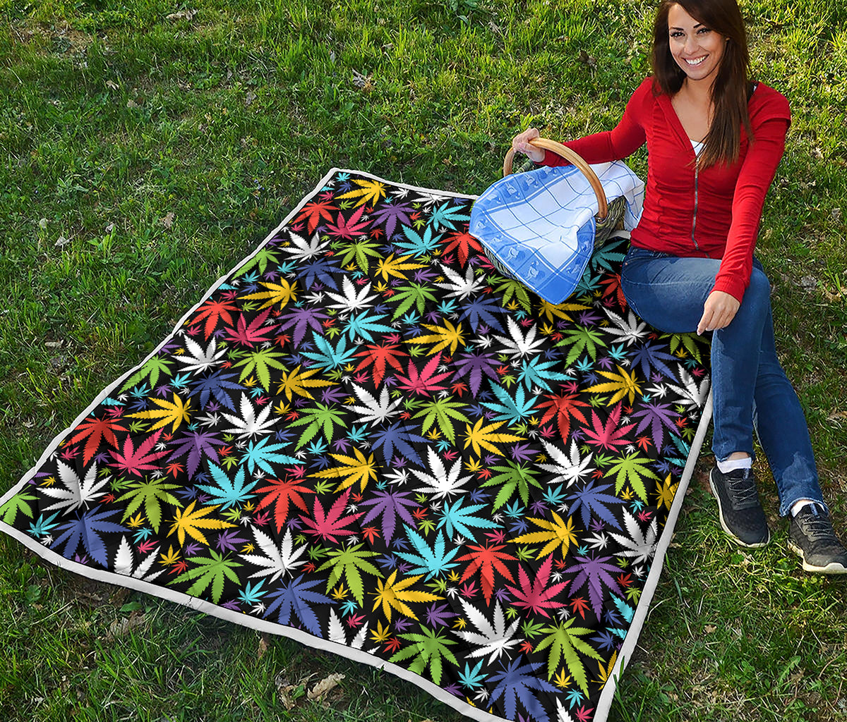 Colorful Weed Leaf Pattern Print Quilt