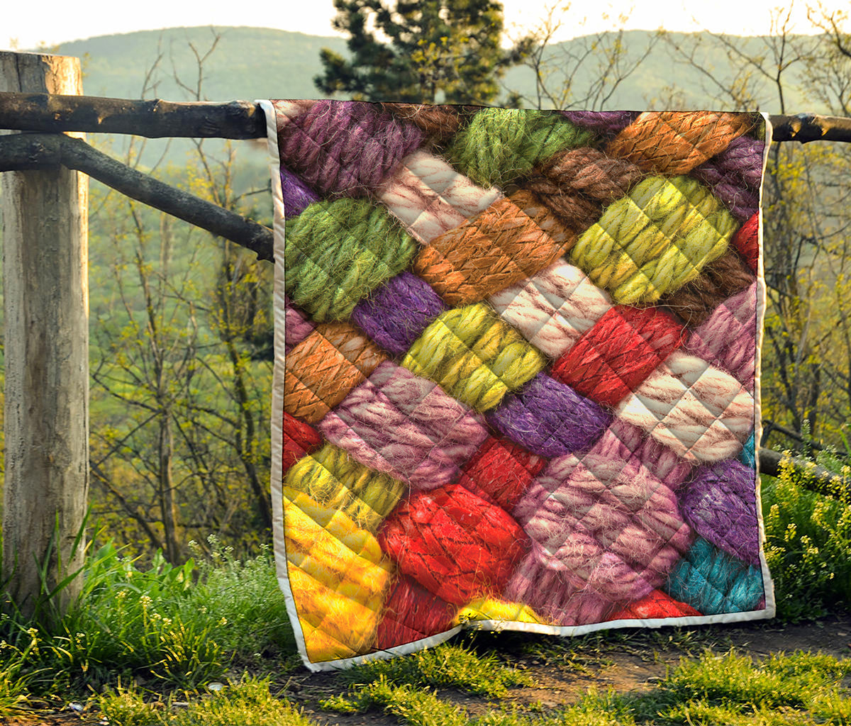 Colorful Wool Yarns Print Quilt