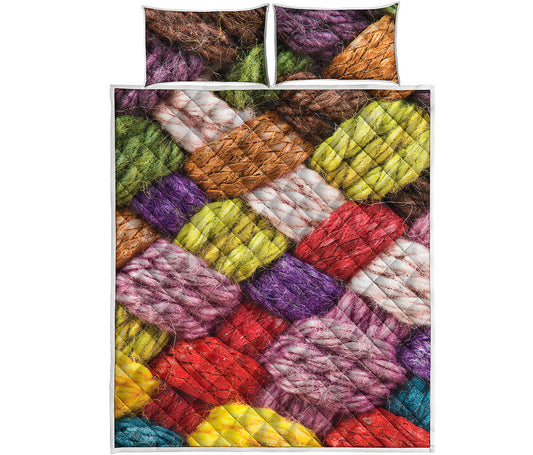 Colorful Wool Yarns Print Quilt Bed Set