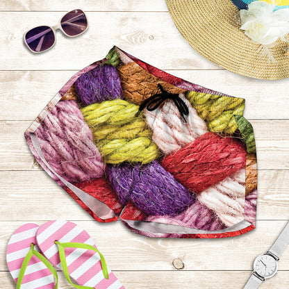 Colorful Wool Yarns Print Women's Shorts
