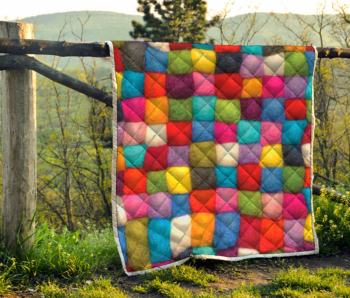 Colorful Yarn Balls Print Quilt