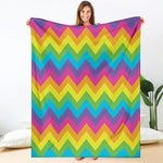 Colorful Zigzag Pattern Print Blanket