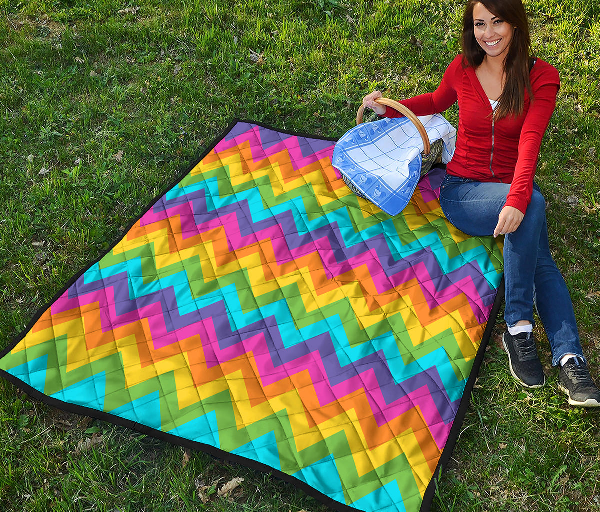 Colorful Zigzag Pattern Print Quilt