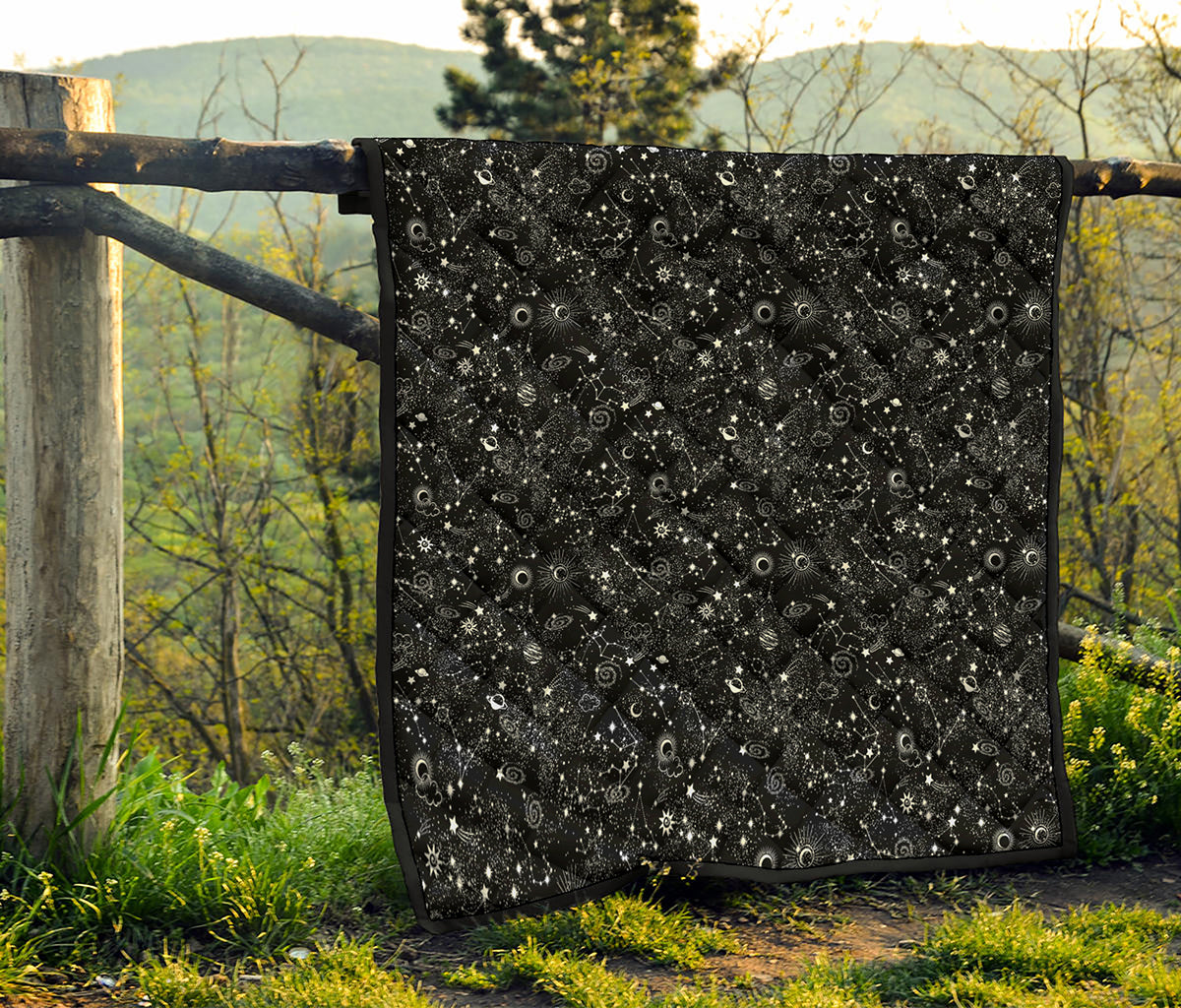 Constellation Galaxy Pattern Print Quilt