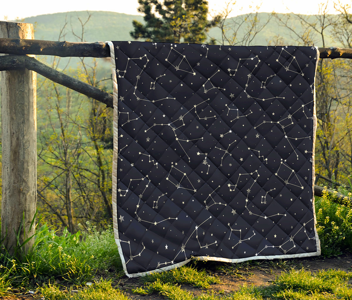 Constellation Stars Pattern Print Quilt