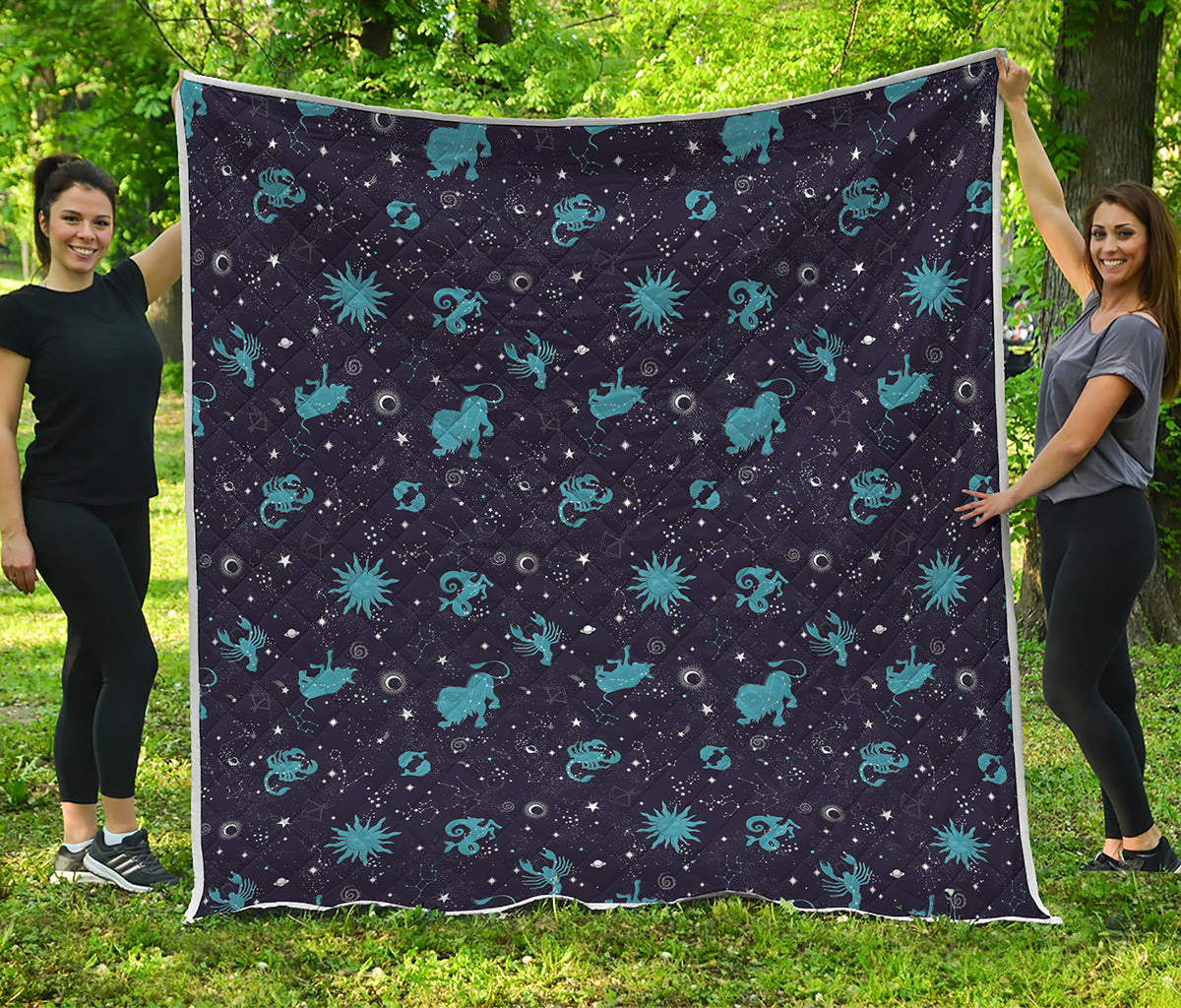 Constellation Zodiac Signs Pattern Print Quilt