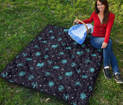 Constellation Zodiac Signs Pattern Print Quilt