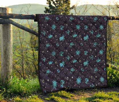 Constellation Zodiac Signs Pattern Print Quilt