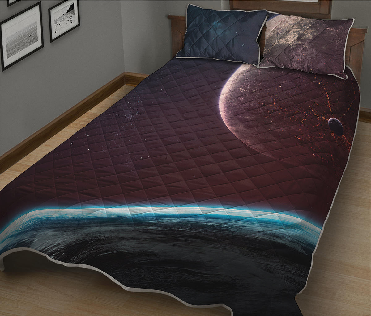 Cosmic Space Print Quilt Bed Set