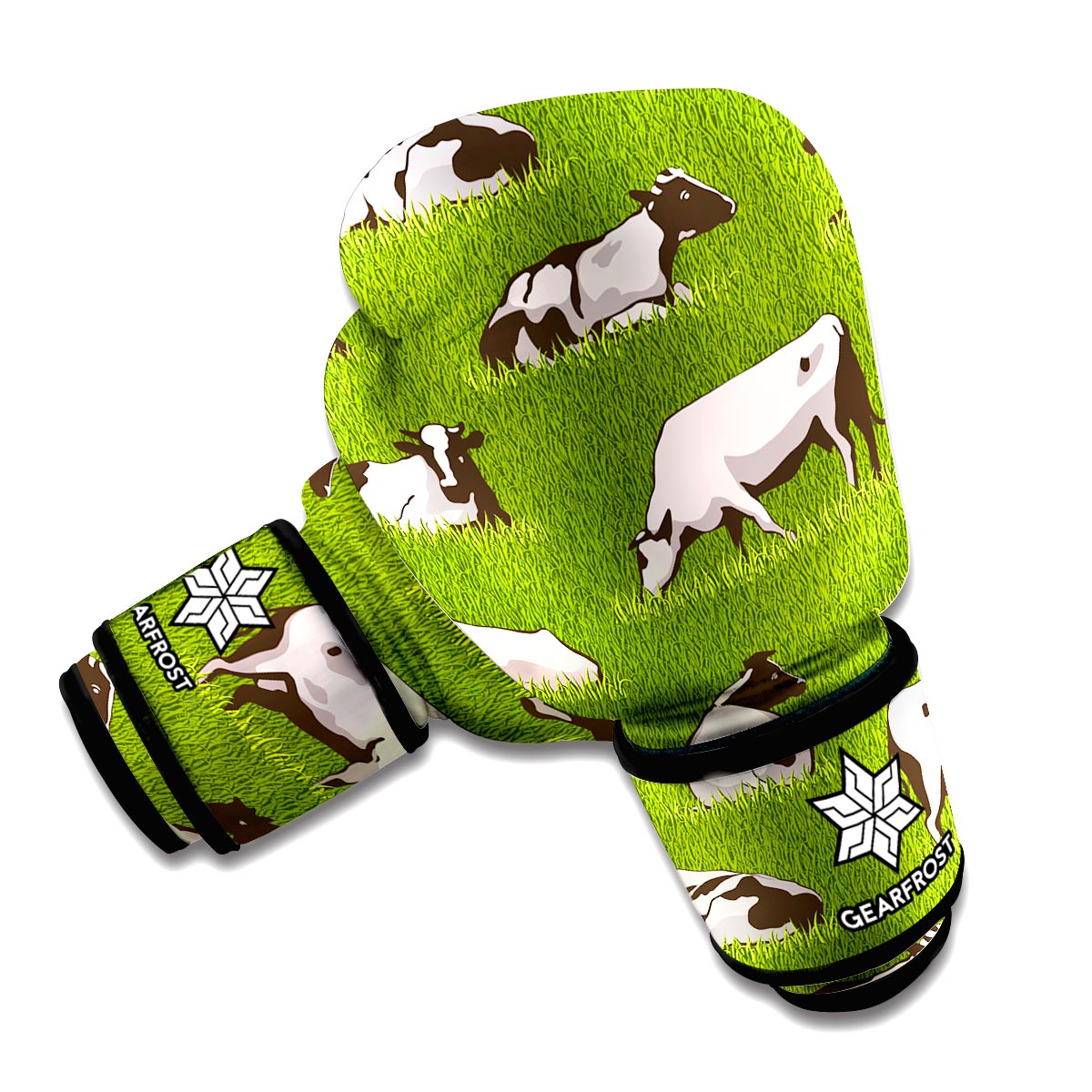 Cow On Green Grass Pattern Print Boxing Gloves