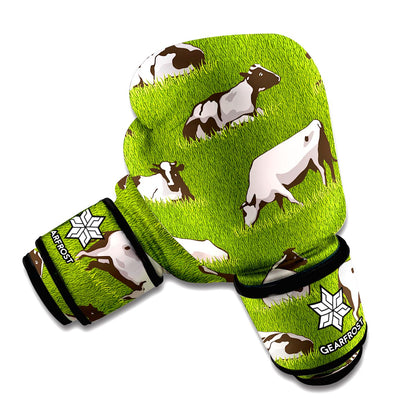 Cow On Green Grass Pattern Print Boxing Gloves