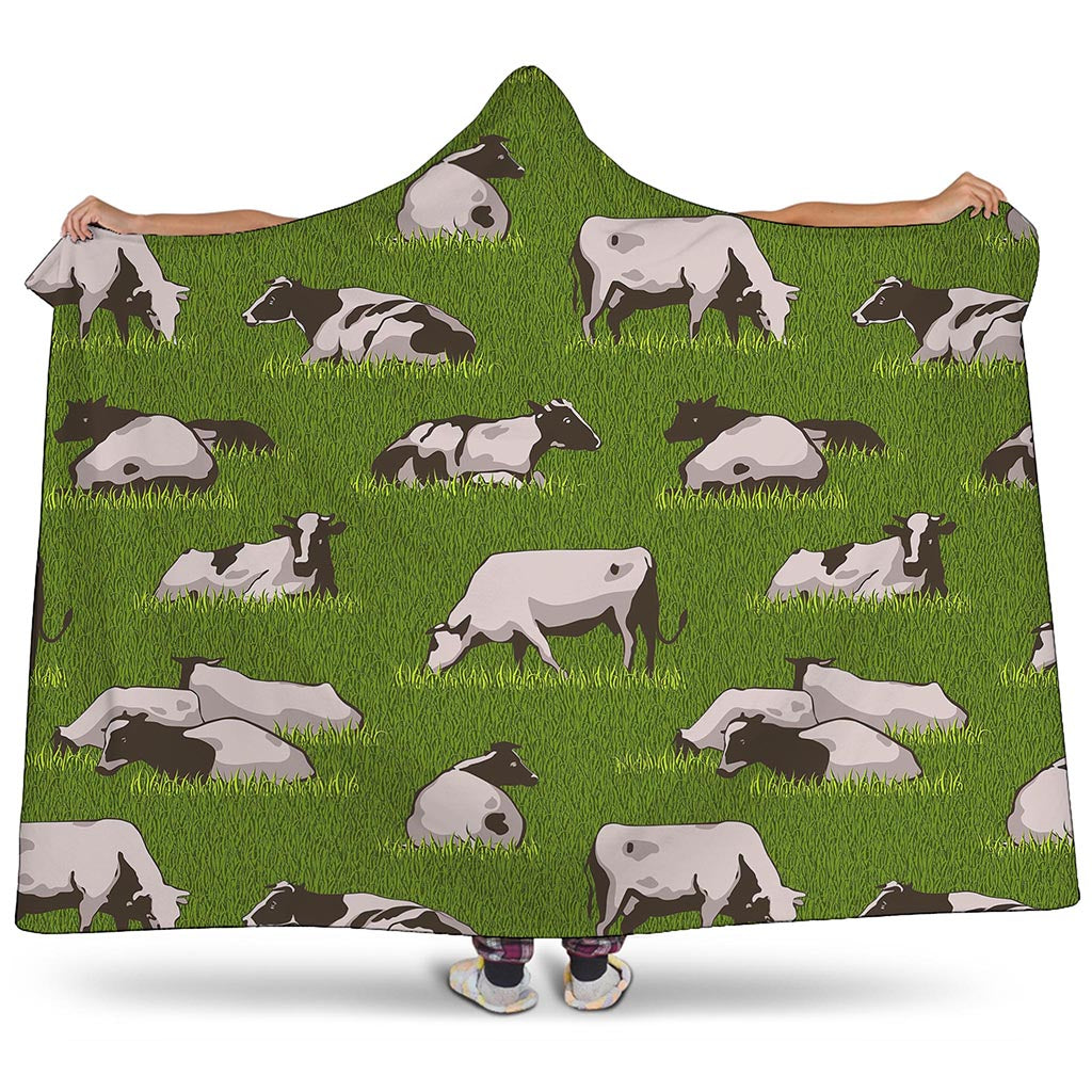 Cow On Green Grass Pattern Print Hooded Blanket
