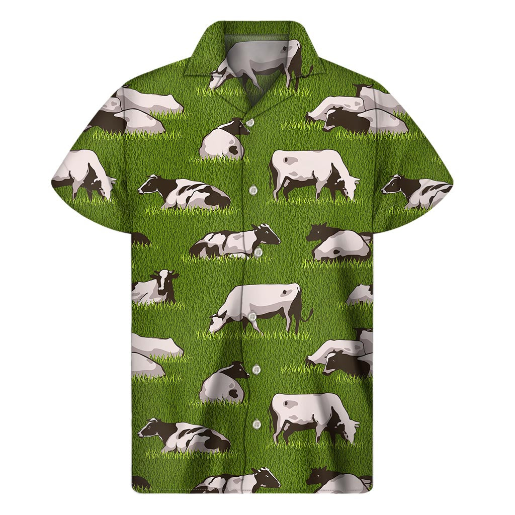 Cow On Green Grass Pattern Print Men's Short Sleeve Shirt