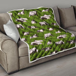 Cow On Green Grass Pattern Print Quilt
