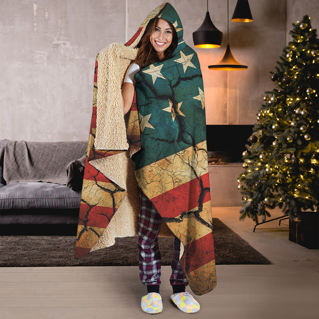 Cracked American Flag Print Hooded Blanket