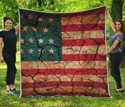 Cracked American Flag Print Quilt