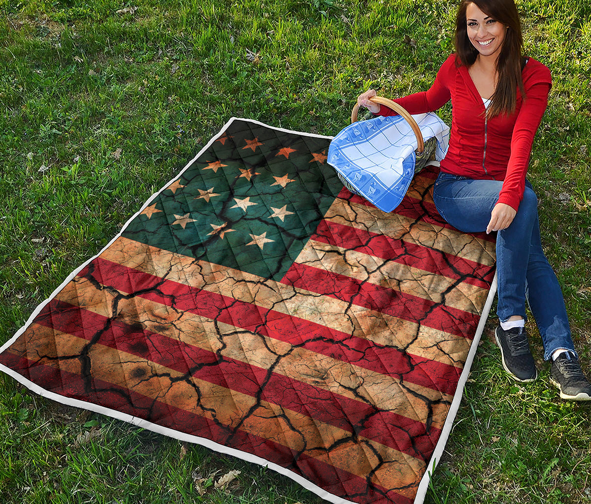Cracked American Flag Print Quilt