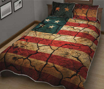 Cracked American Flag Print Quilt Bed Set